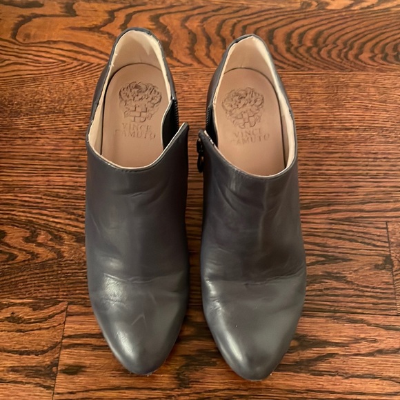 Vince Camuto booties - Picture 3 of 5